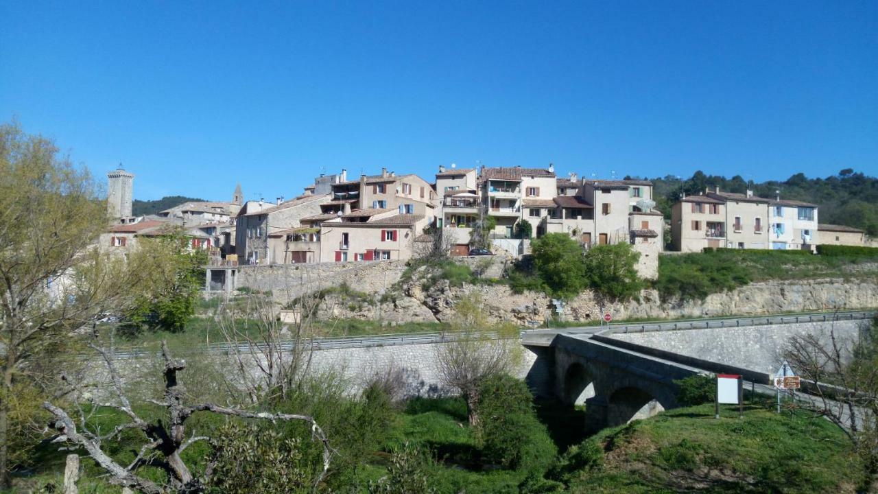Apartamento L'Establoun Saint-Martin-de-Brômes Exterior foto